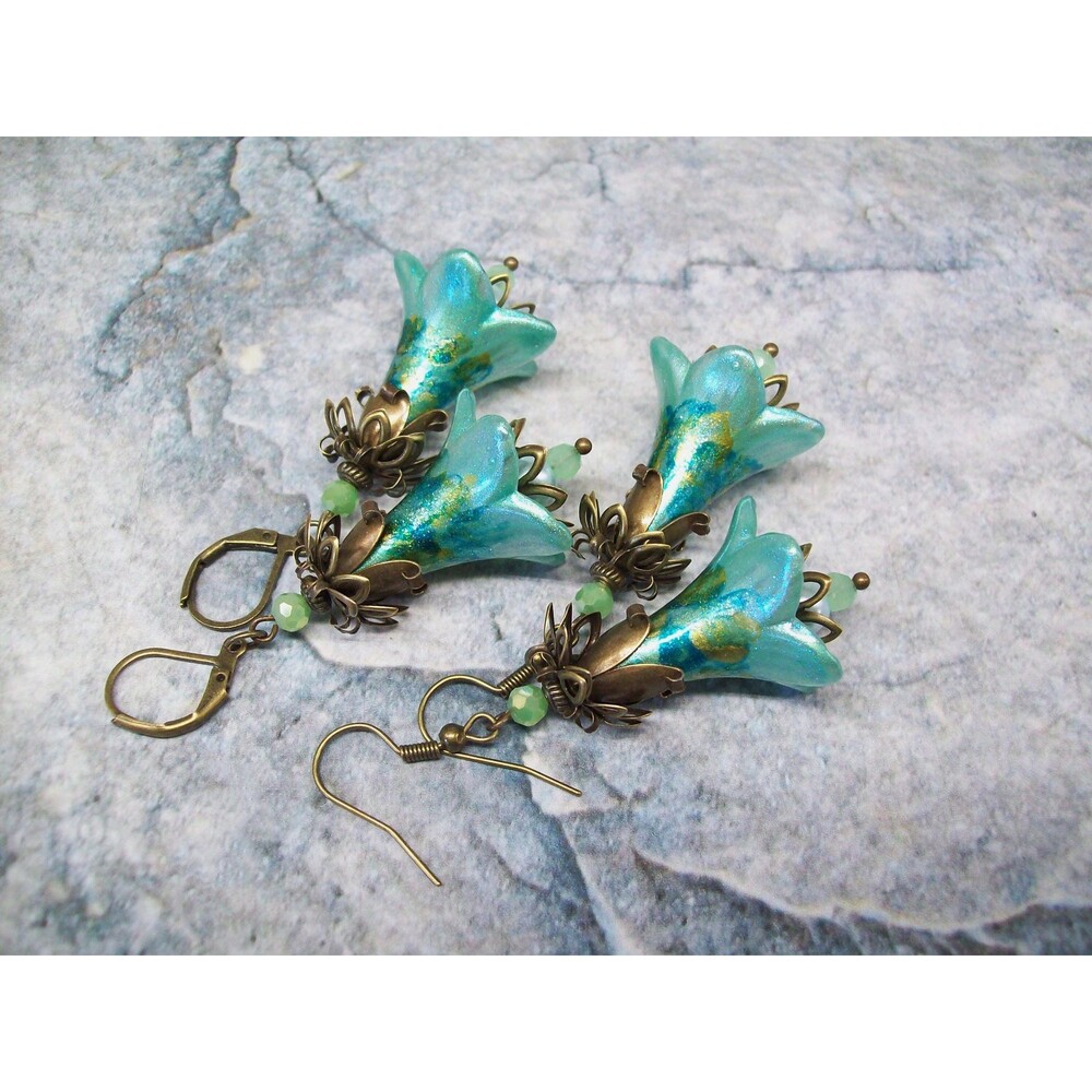 Vintage Style Boho Floral Earrings, Cottagecore, Seafoam Green, Antique Bronze,